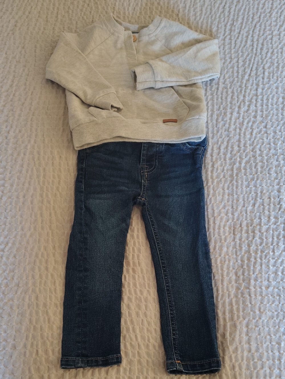 Seven for All Mankind Outfit Kids Jeans Sz. 24 M & Gray Henley Size 18 M